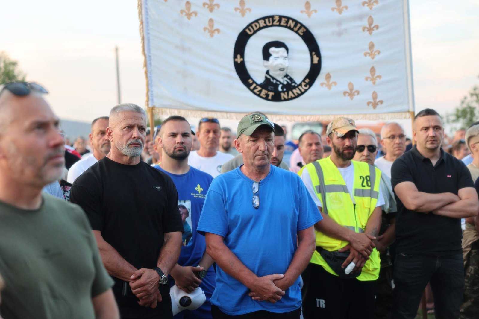 IMG-09435e22e611325d6734a09415565ceb-V (1) Dijete Srebrenice poručilo: Istina i sjećanje ne smiju biti zaboravljeni