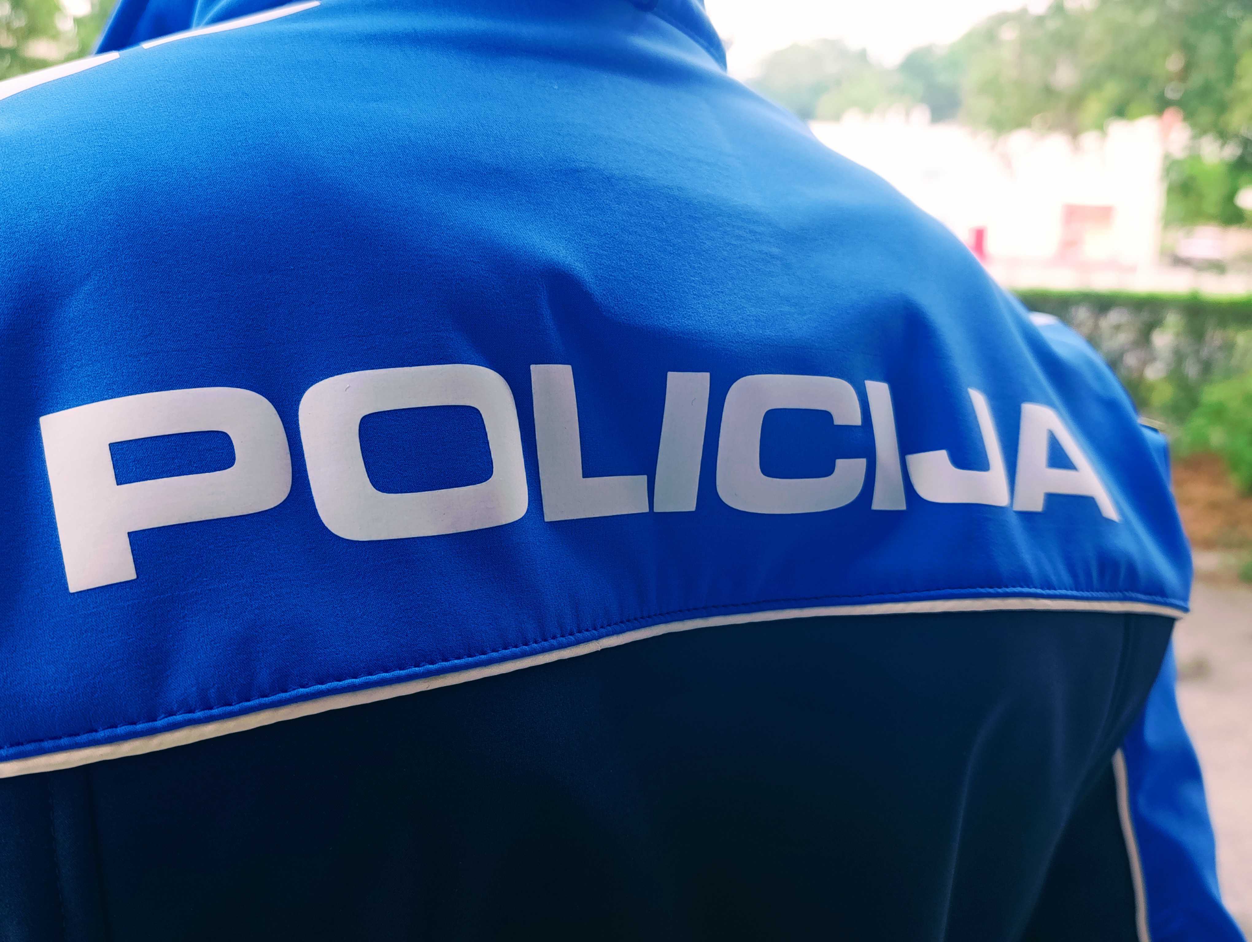policija