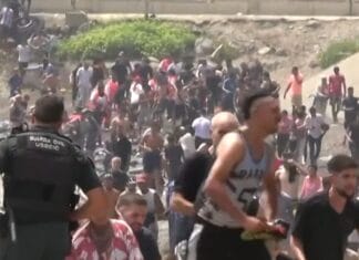 Gotovo polovina migranata koji su ušli u Ceutu vraćena u Maroko, najmanje 34 osobe poginule Španija- Ceuta migranti