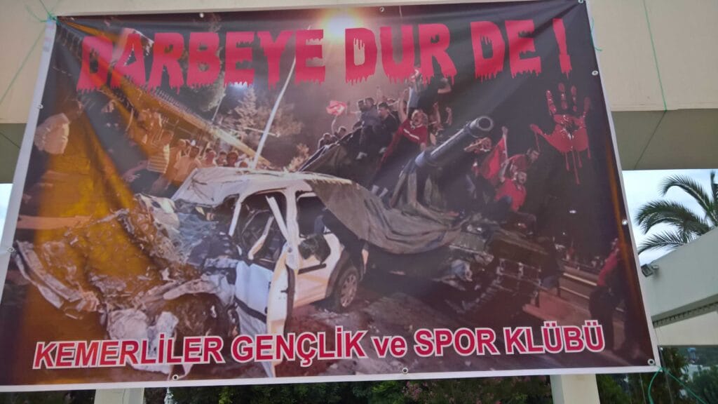 Transparent Darbeye dur de postavljen u Kemeru 2016. godine