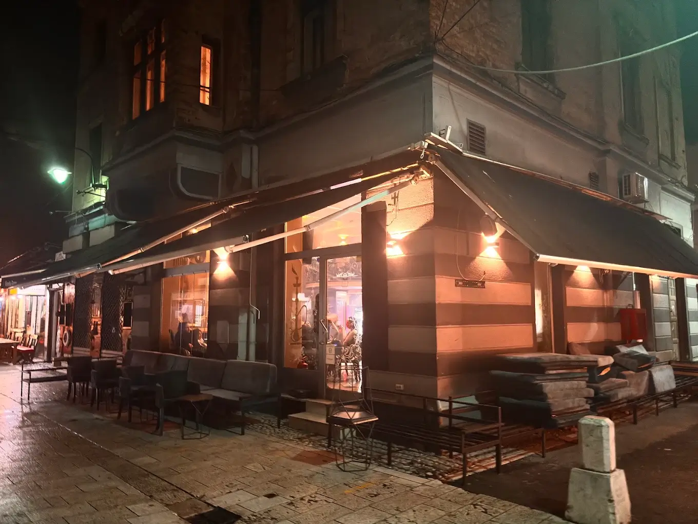 hookah marbeya Pucnjava na Baščaršiji, policija blokirala ulicu Kundurdžiluk