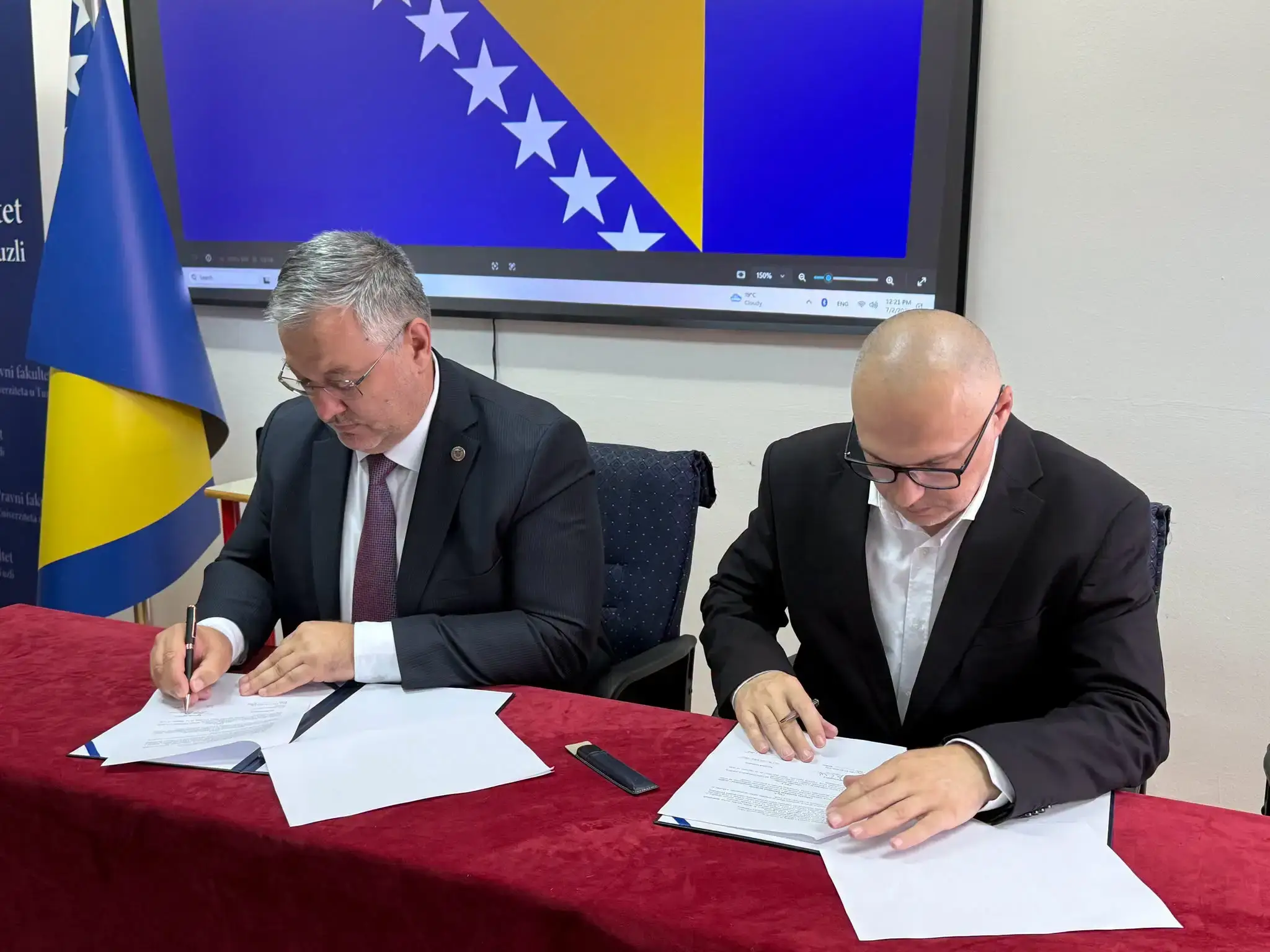 ministarstvo nauke potpisani ugovori Ministarstvo izdvojilo oko 587 hiljada KM za naučne projekte u TK