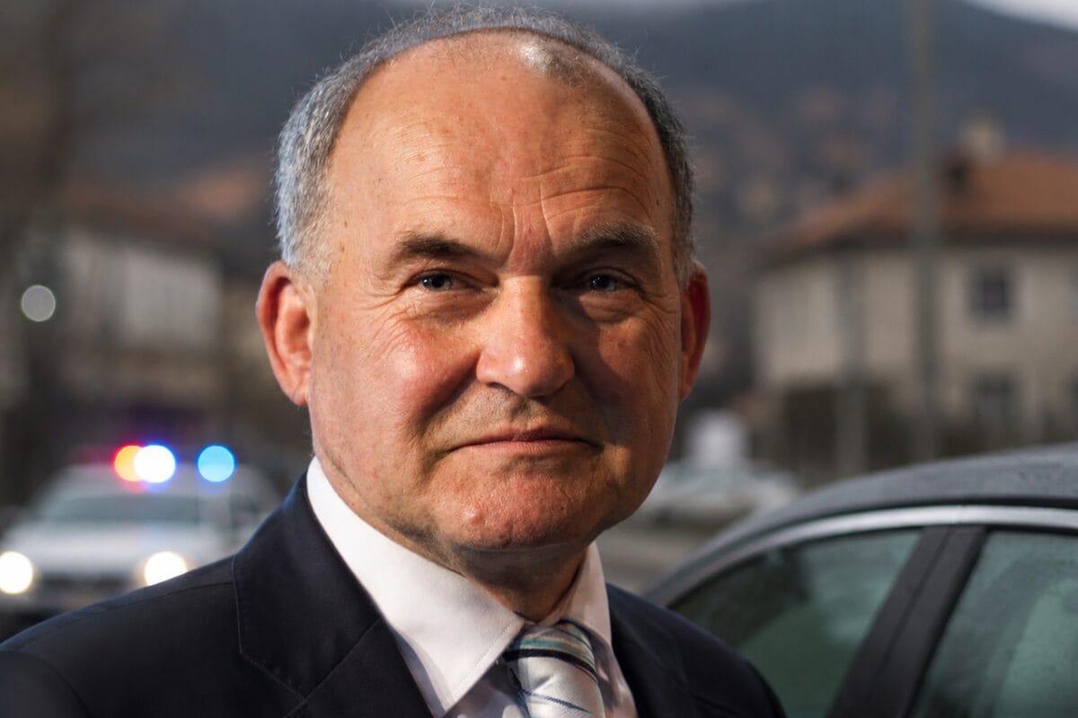 mirsad tokača Mirsad Tokača priveden u Rogatici zbog zastave Republike BiH