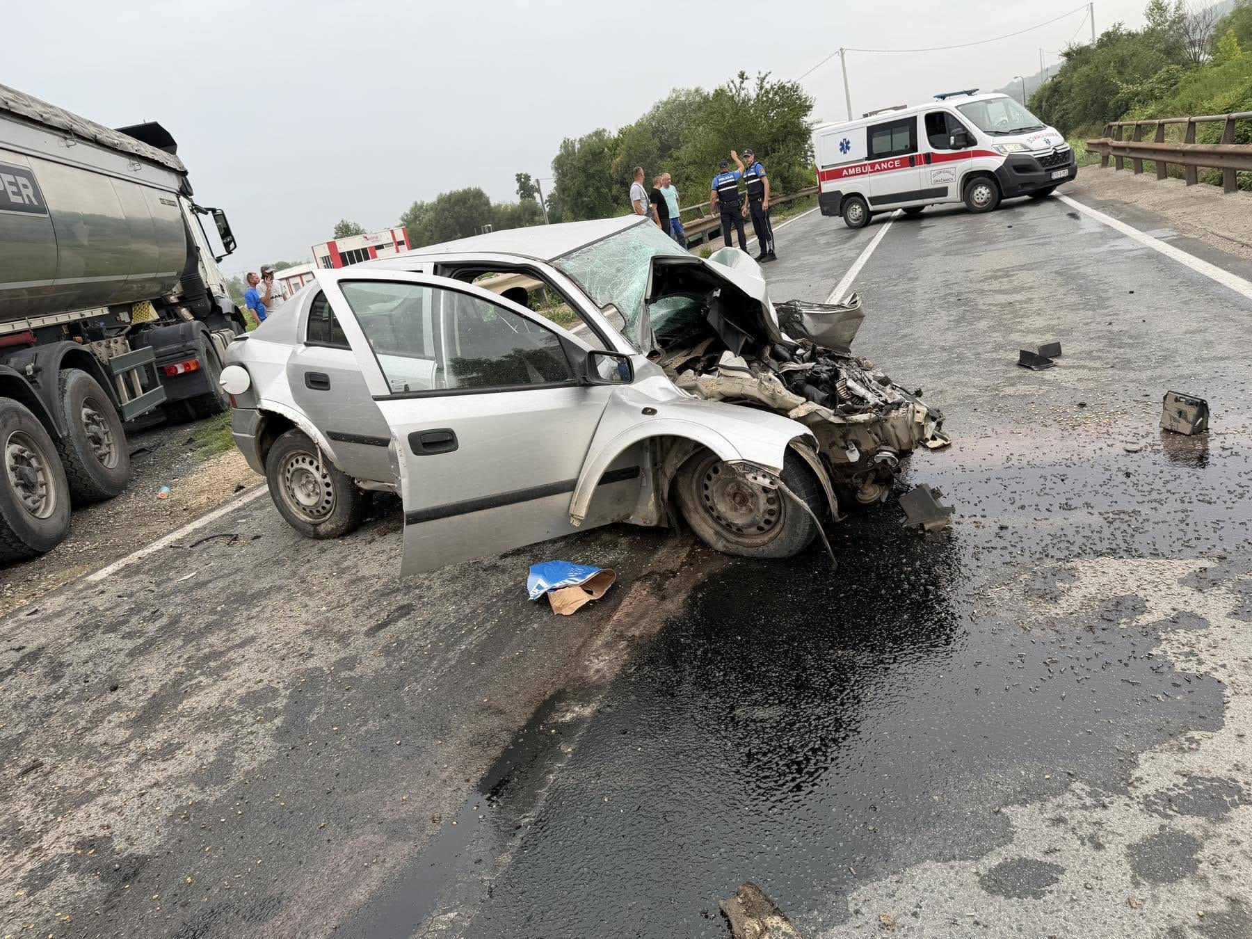 Jedna osoba povrijeđena u sudaru na magistralnom putu Tuzla–Doboj