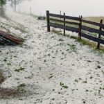Olujno nevrijeme zahvatilo BiH, led zabijelio obronke Vlašića