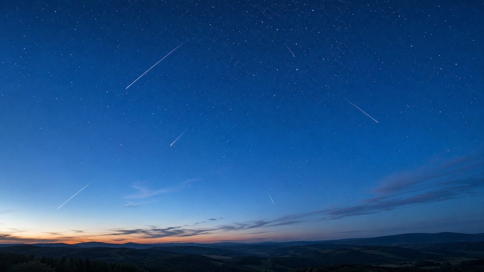 Pomračenje Sunca i Perzeidi iznad BiH Pomračenje Sunca i Perzeidi iznad Bosne i Hercegovine, zvjezdano nebo sa meteorima poznatim kao Suze svetog Lovre