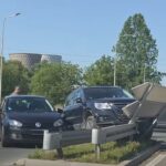Saobraćajna nesreća u kružnom toku Bukinje Saobraćajna nesreća u kružnom toku Bukinje