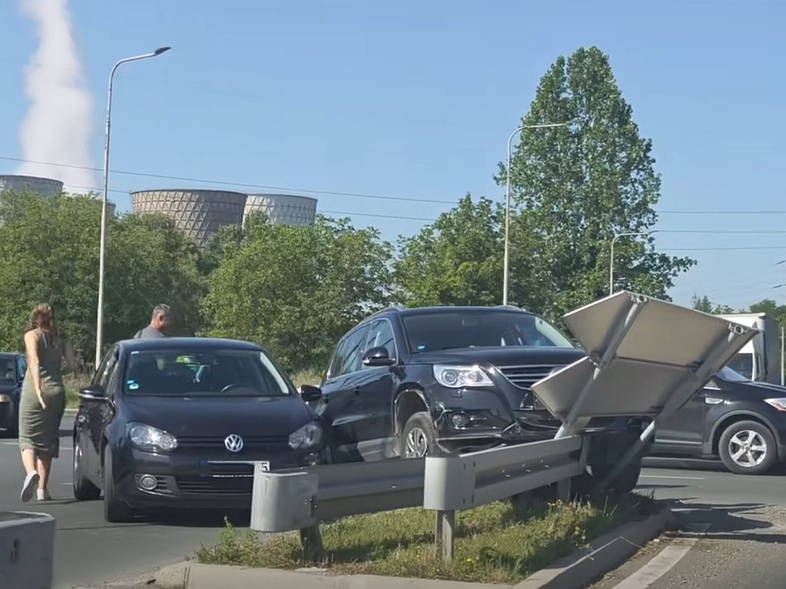 Saobraćajna nesreća u kružnom toku Bukinje