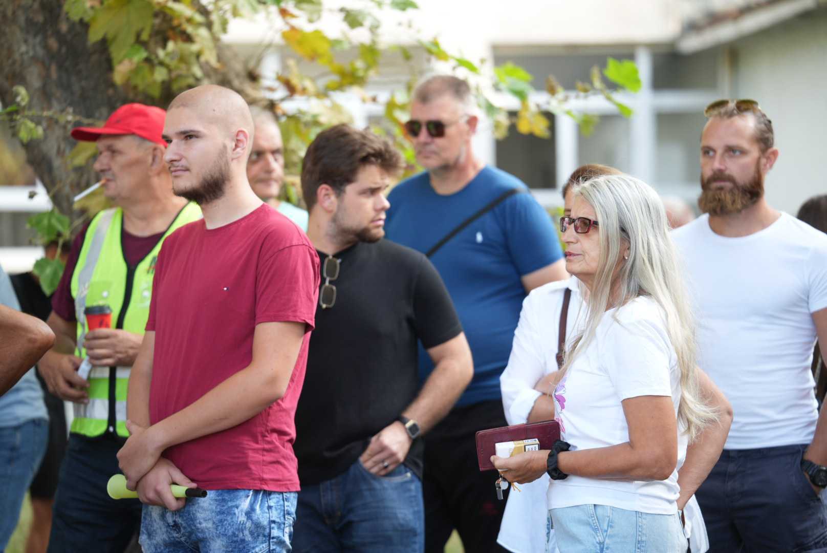 Počeo protest autoškola: Traže hitno rješavanje problema u procesu polaganja