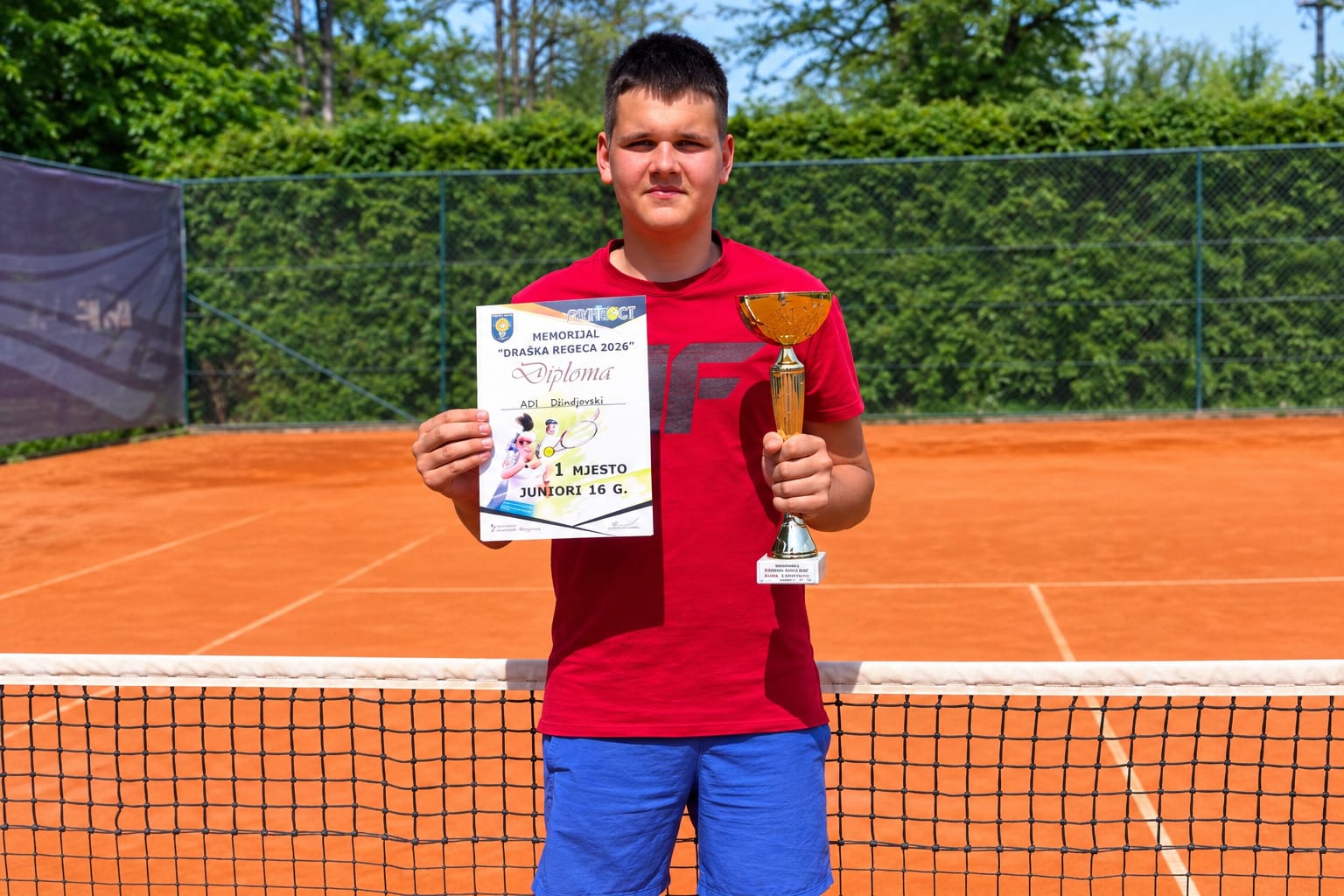 ADI DŽINĐOVSKI Teniser TK Sloboda Adi Džinđovski danas igra za finale