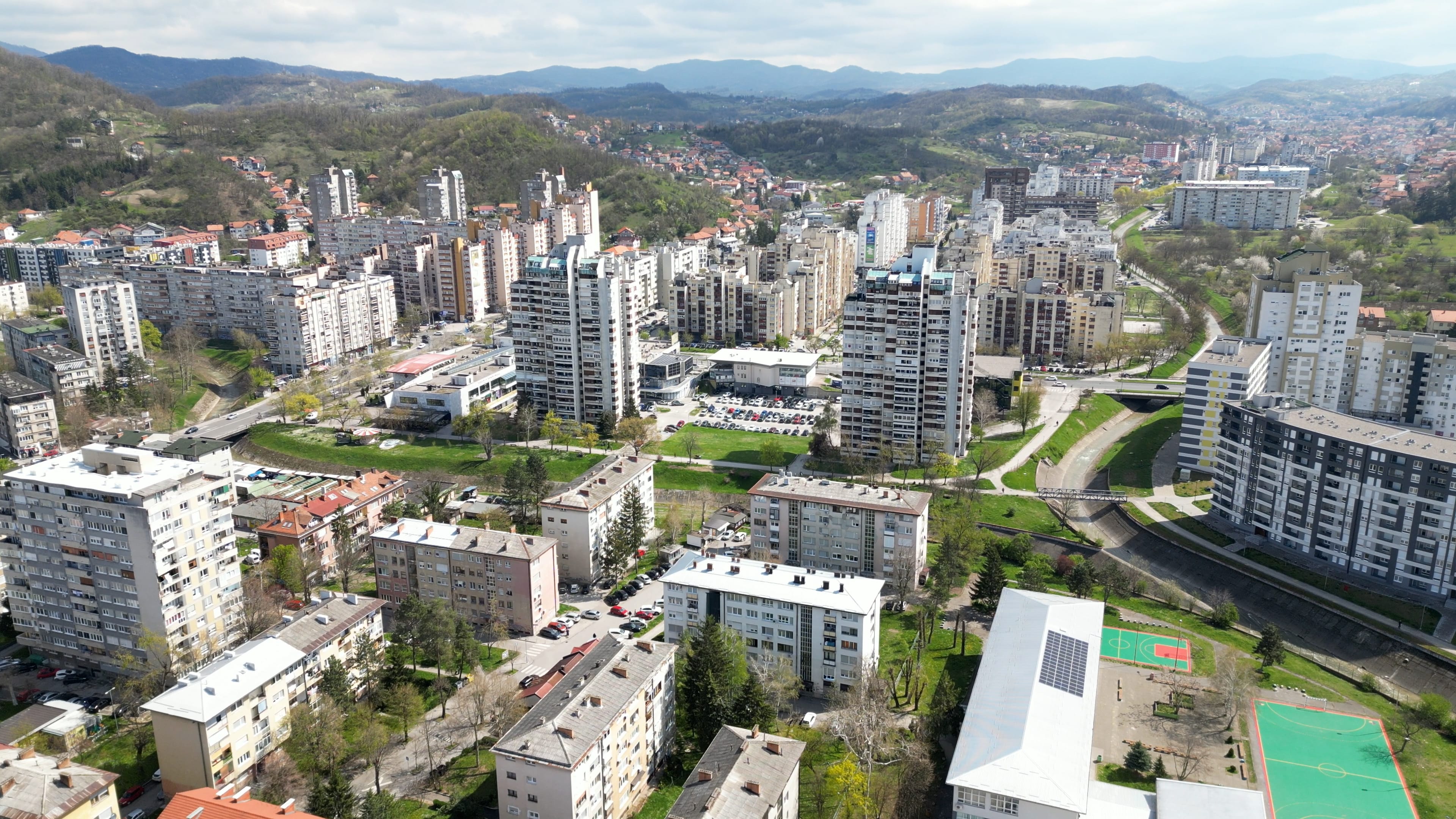 Tuzla dron, dron, Tuzla Tuzla dron, dron, Tuzla