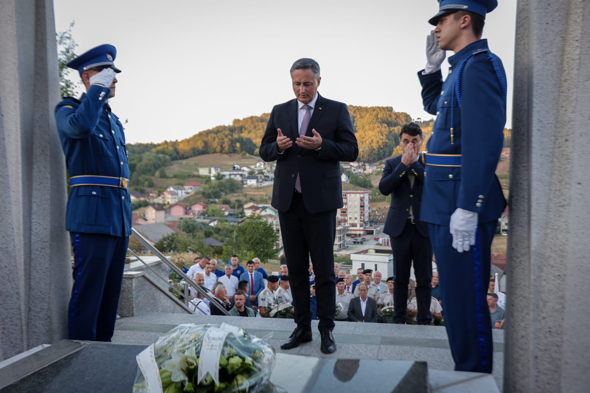 denis bećirović