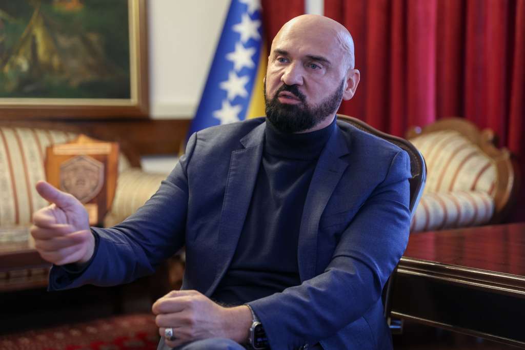 Ramo Isak Fena Promjena spola u FBiH čeka pravno uređenje medicinskog postupka