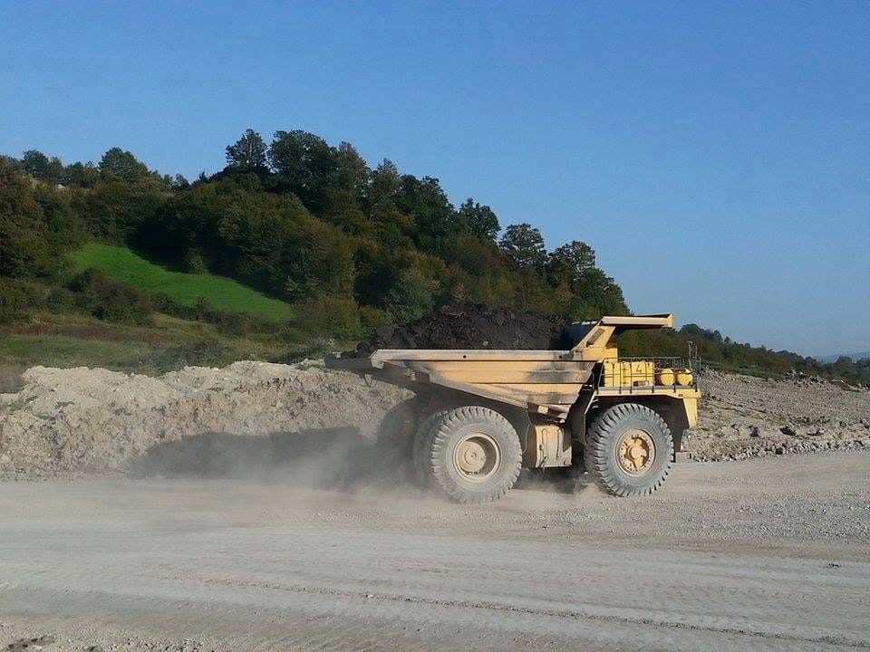 borovac Nastavljena ulaganja u putnu infrastrukturu u Banovićima