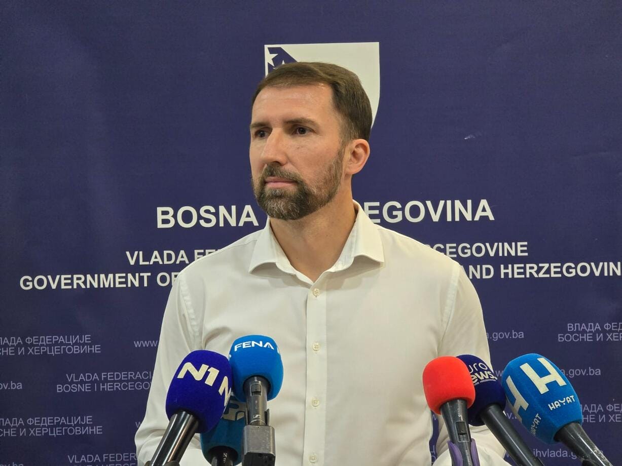Adnan Delić, penzije, penzioneri