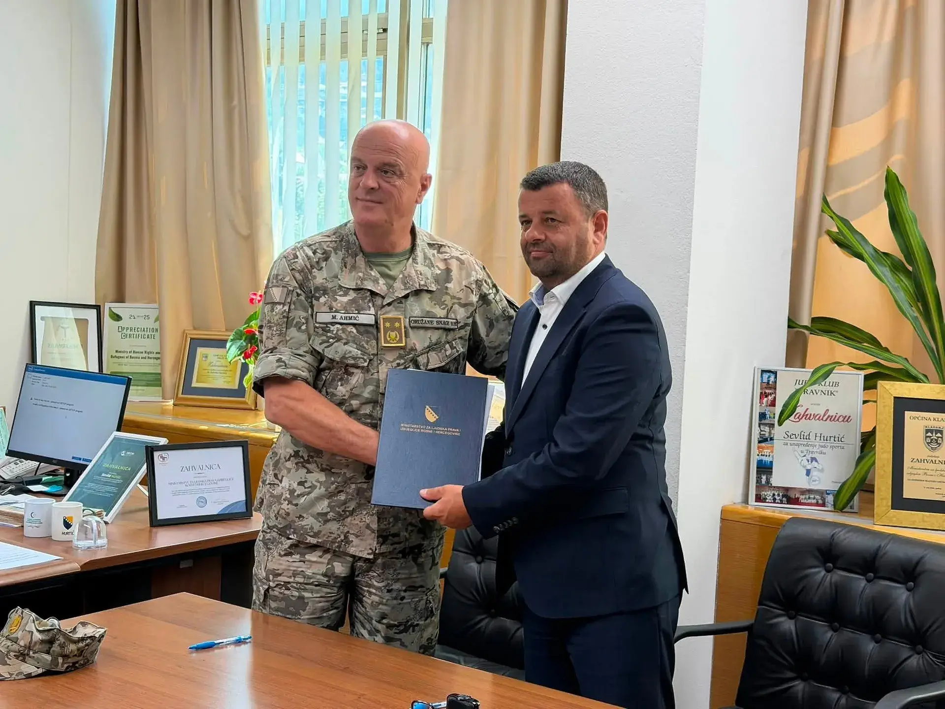 osnazivanje zena Za žene u sigurnosnim institucijama BiH osigurano 270 hiljada KM