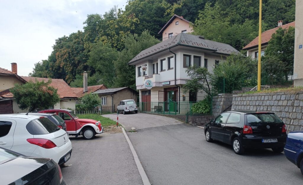 Pet Shop Moja Maza na adresi Batva 23 u Tuzli