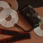CD playeri ponovo se vraćaju u modu, a sve više ih kupuju mladi koji su odrasli uz streaming. Evo šta stoji iza novog retro trenda.