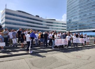 Prevoznici održali protest u Sarajevu, upozoravaju na sve veći problem nakon 10. septembra