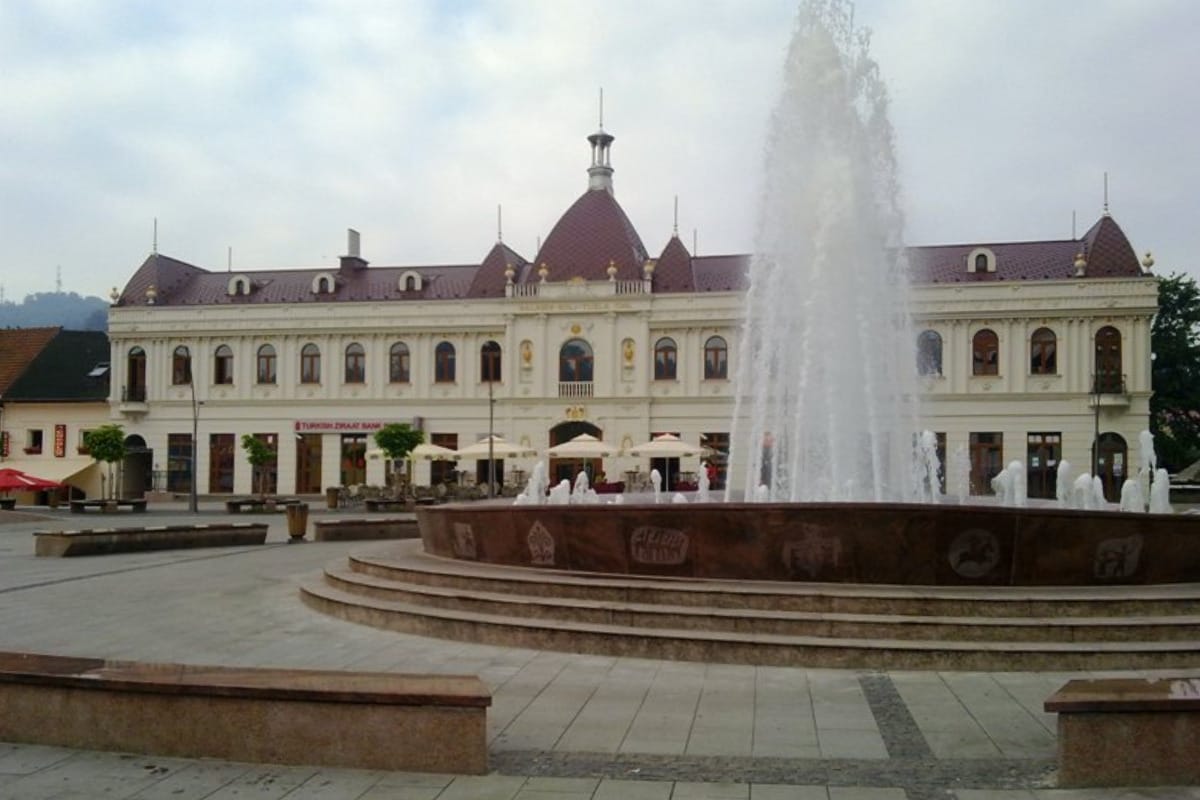 trg slobode1 Na današnji dan prije 17 godina otvoren Trg slobode u Tuzli