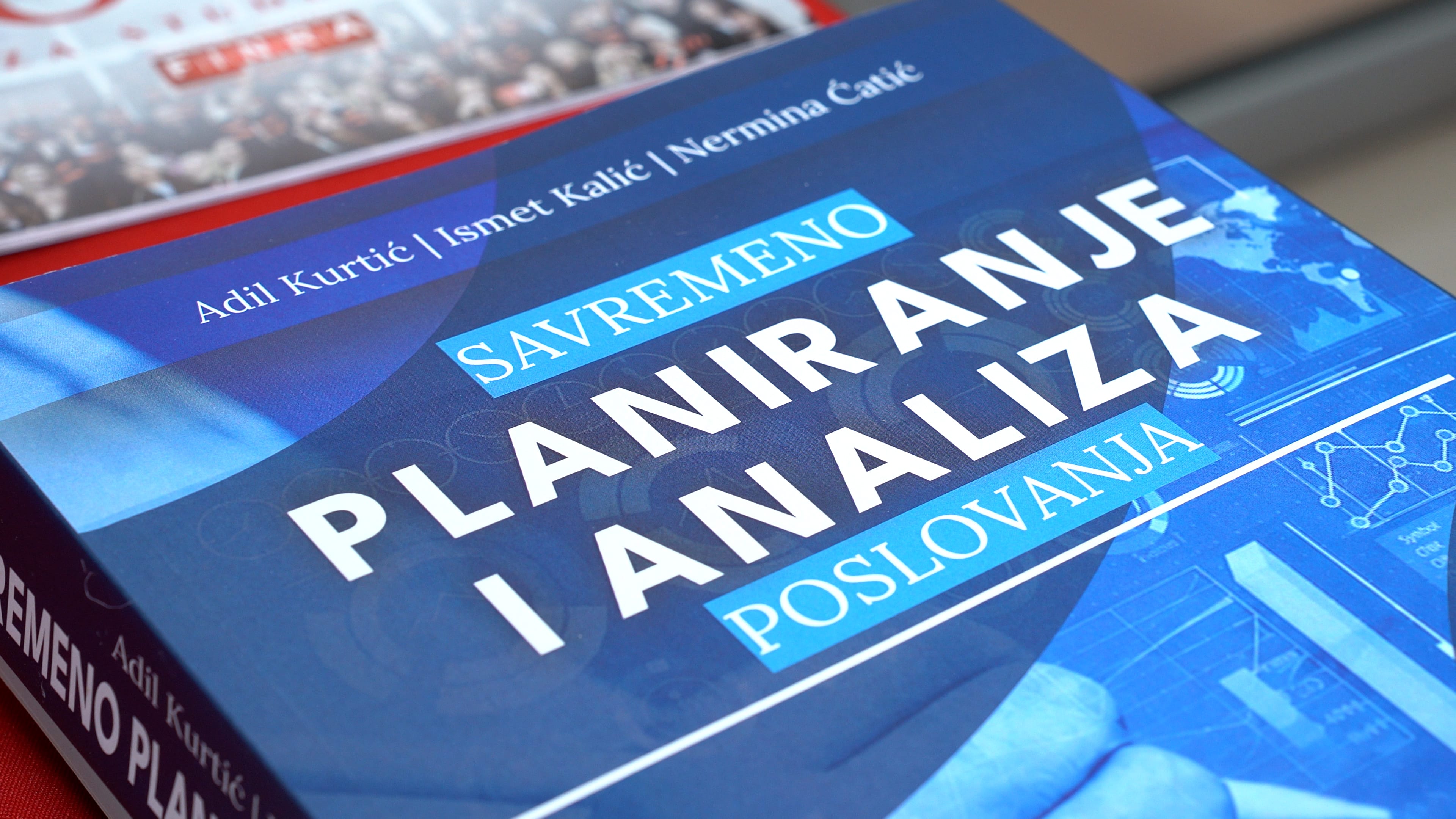 Na Univerzitetu FINRA predstavljena knjiga „Savremeno planiranje i analiza poslovanja“ FINRA