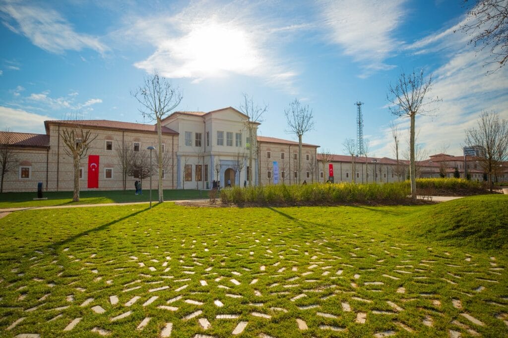 Rami biblioteka u Istanbulu proglašena najboljom zelenom bibliotekom na svijetu: Od vojne kasarne do globalnog modela održivosti