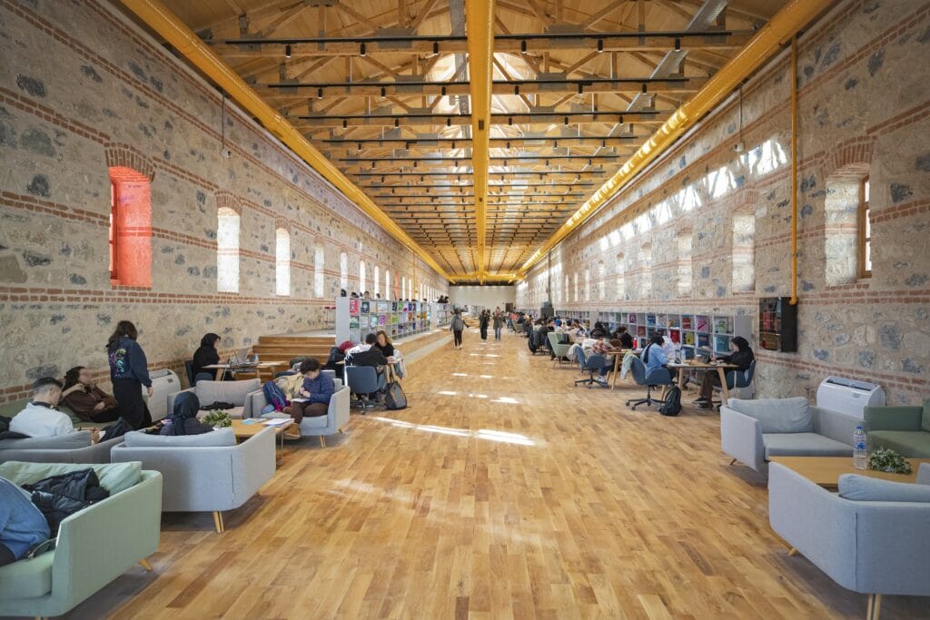 Rami biblioteka u Istanbulu