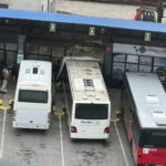 Autobus udario u autobusku stanicu u Živinicama, povrijeđene tri osobe