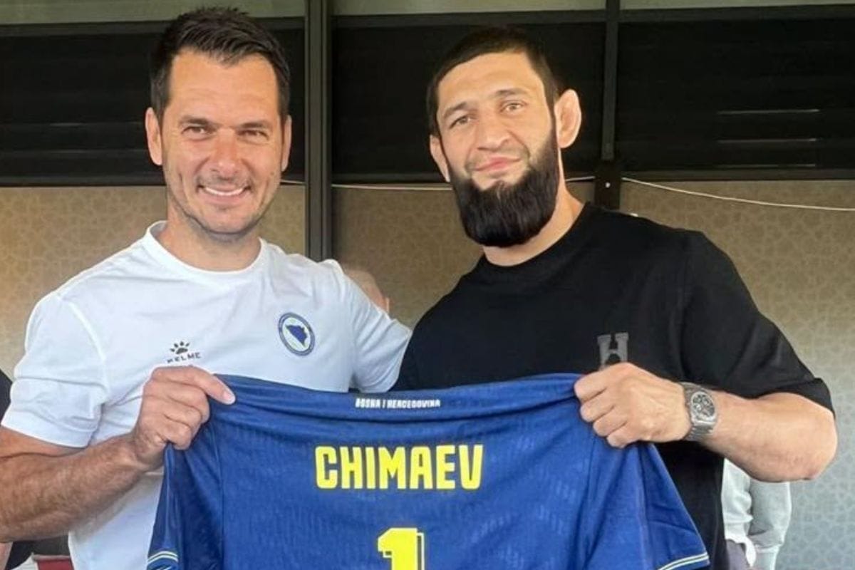 chimaev bih Khamzat Chimaev posjetio Zmajeve, Spahić mu uručio dres BiH