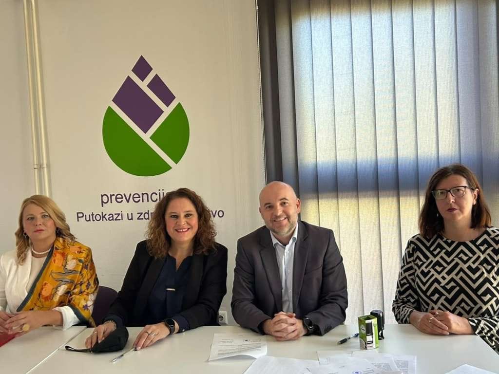 fmoz ugovori prevencija ovisnosti Prevencija ovisnosti u FBiH: Potpisan ugovor vrijedan 28.000 KM
