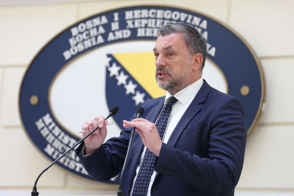 konaković2 Konaković dao dvojici službenika Ambasade Srbije 48 sati da napuste BiH