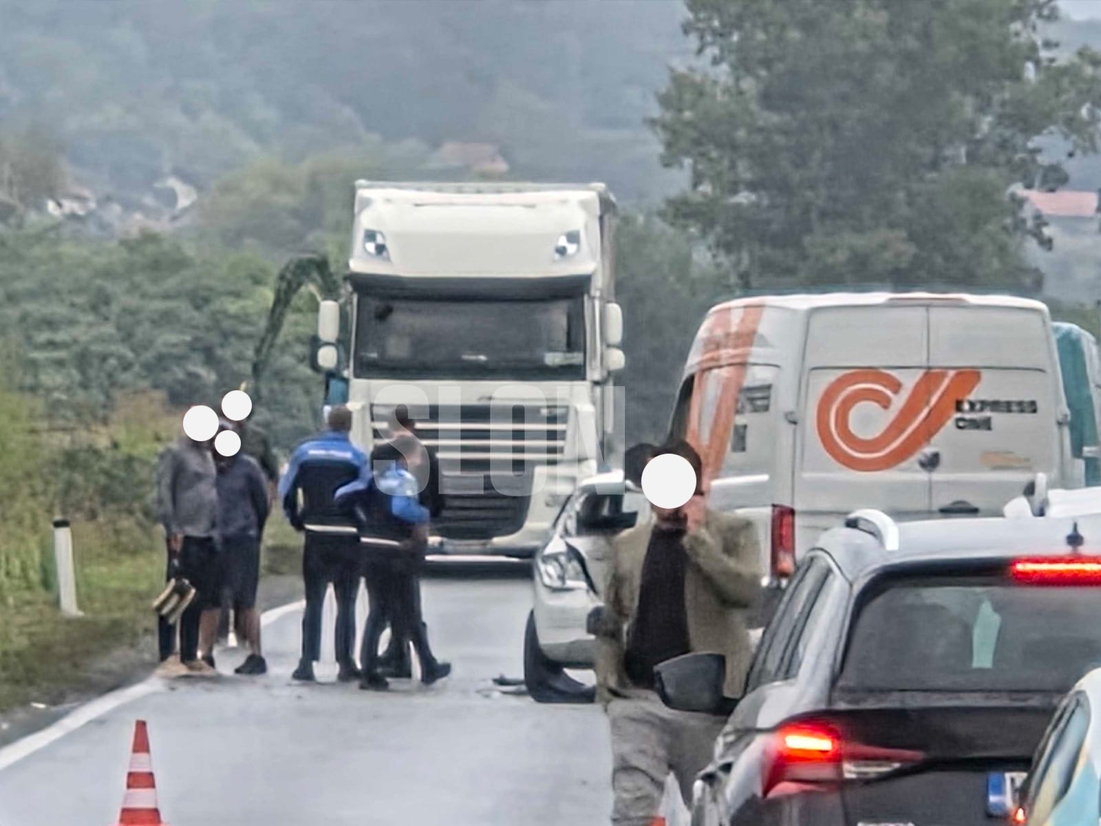 nesreca lukavac Sudar četiri vozila kod Bistarca, dvije osobe prevezene u UKC Tuzla