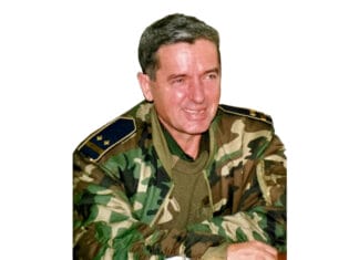 Preminuo Enver Delibegović, penzionisani pukovnik Armije RBiH
