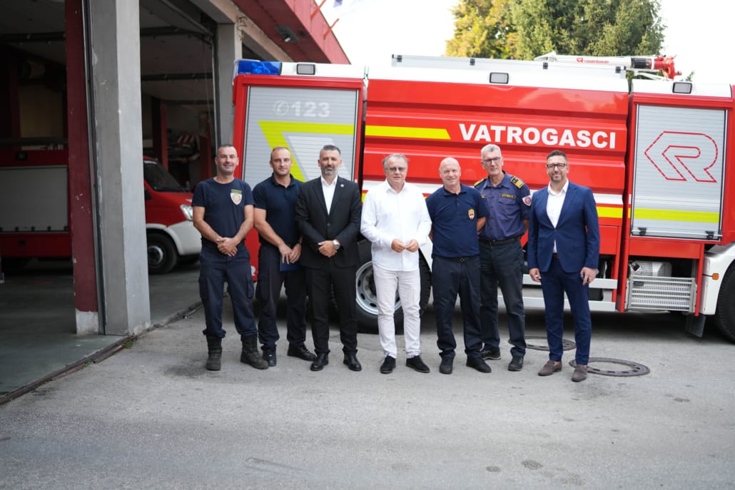 vatrogasci Status profesionalnih vatrogasaca tema sastanka, treba izmijeniti Zakon