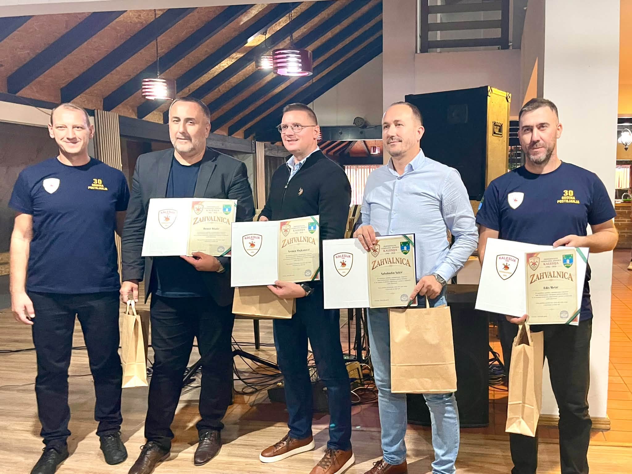 vatrogasna jedinica kalesija Profesionalna vatrogasna jedinica Kalesija obilježila 30 godina rada