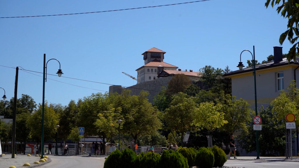 Gradačac: Od Kule Zmaja od Bosne do jezera i okusa šljive