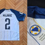 Tuzlak stavio dres Nihada Mujakića sa Svjetskog prvenstva na humanitarnu licitaciju Tuzlak stavio dres Nihada Mujakića sa Svjetskog prvenstva na humanitarnu licitaciju