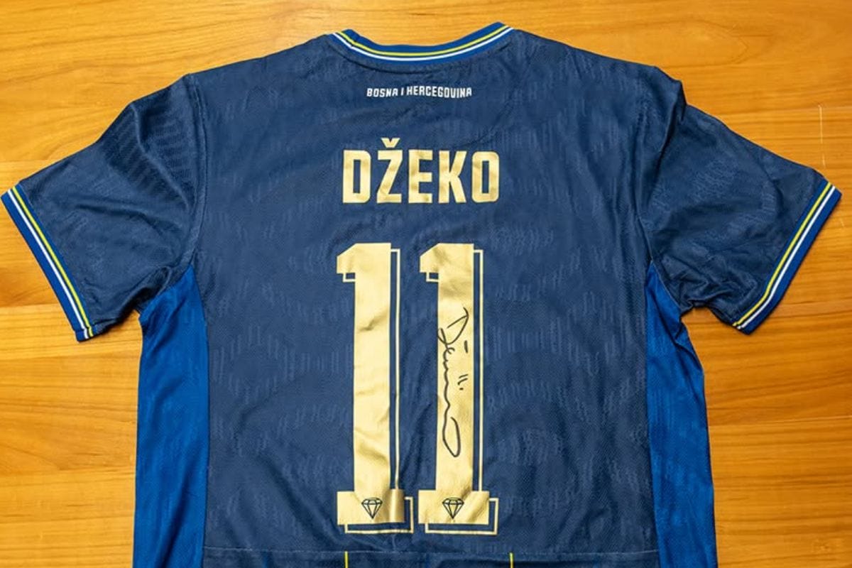 edin džeko dres Evo za koliko je prodat Džekin oproštajni dres