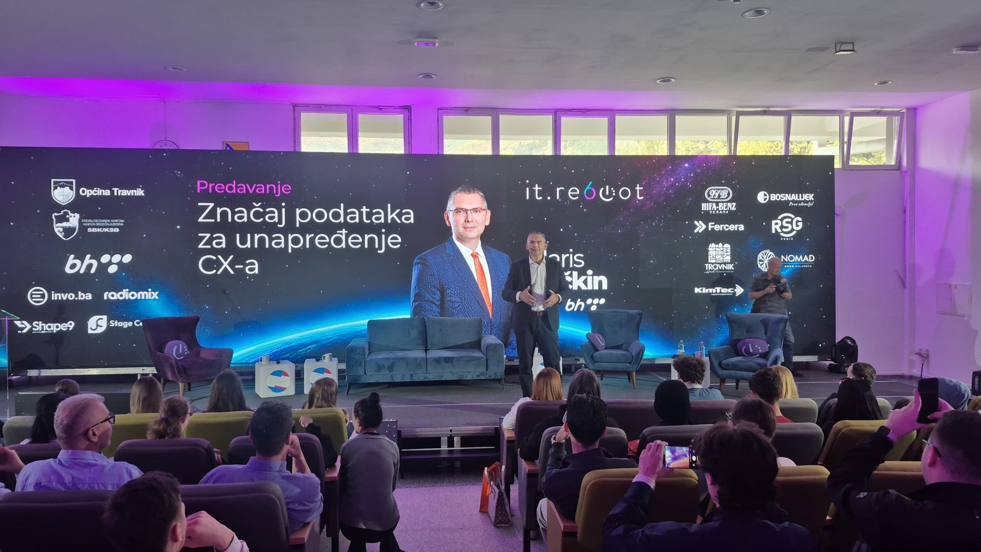 fotke (1) Pod pokroviteljstvom BH Telecoma otvoren 6. IT Reboot u Travniku