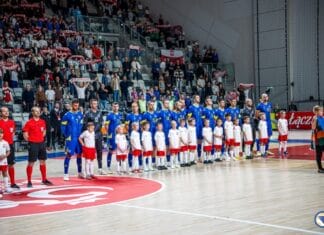 Futsal reprezentacija BiH vodila, pa doživjela težak poraz u Poljskoj Futsal reprezentacija BiH vodila, pa doživjela težak poraz u Poljskoj