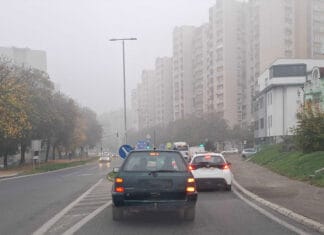Stanje na putevima: Magla smanjuje vidljivost na dionicama u kotlinama Stanje na cestama u BiH: Magla smanjuje vidljivost, radovi usporavaju saobraćaj