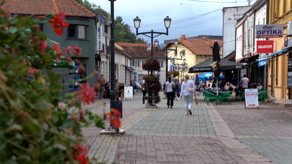 Tuzlanski kanton: Od slanih jezera do tvrđava, planina i domaćih okusa