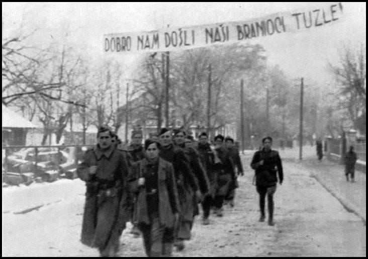 partizani oslobođenje tuzle Tuzla danas obilježava 83 godine od oslobođenja u Drugom svjetskom ratu