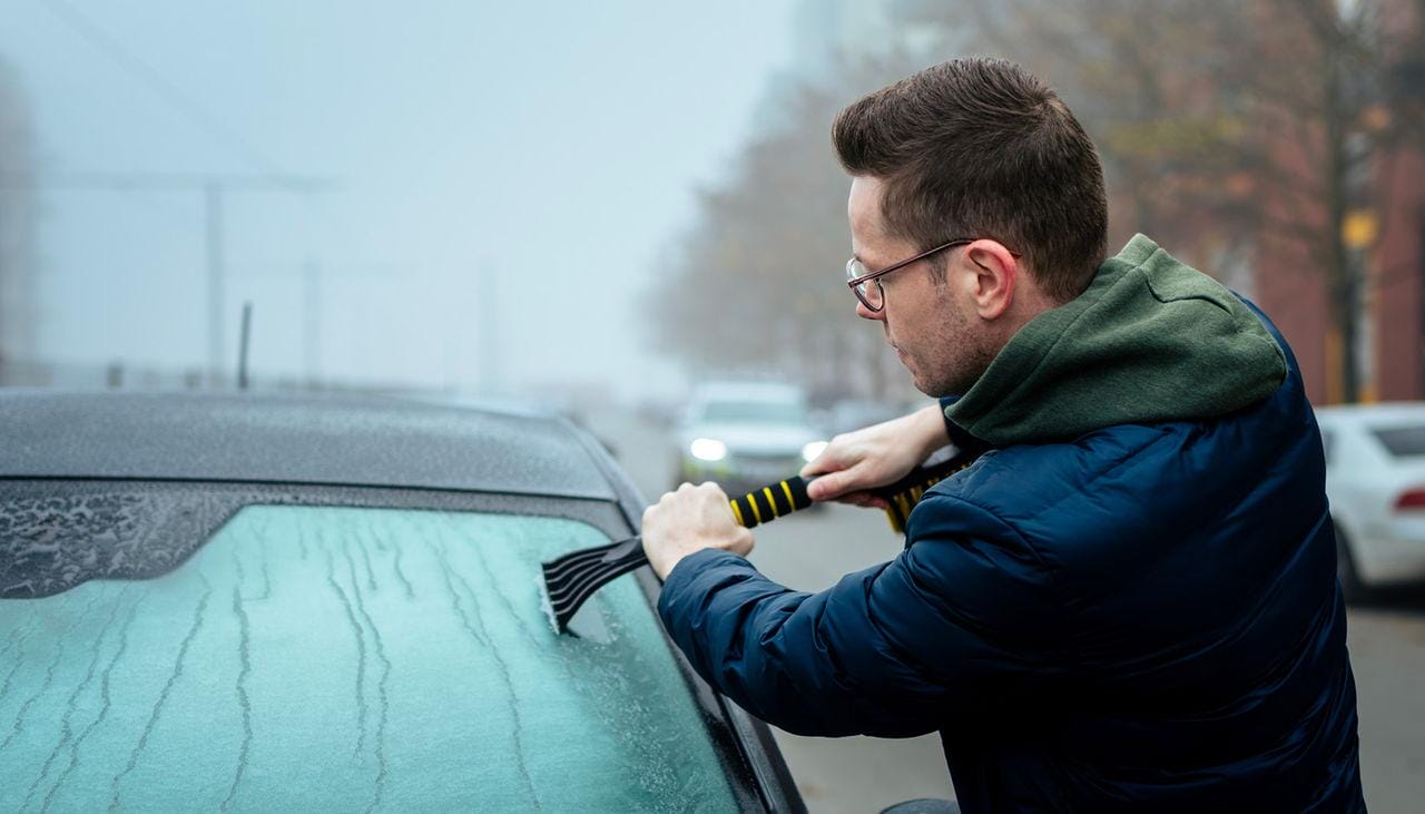 Kako pripremiti auto za zimu? Ovih sedam stvari provjerite prije prvog mraza